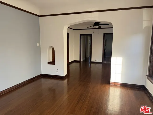 2122 6th Avenue, Los Angeles, California 90018