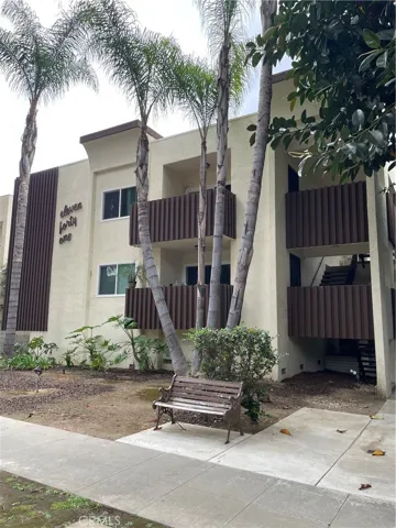 1141 Pine 9, South Pasadena, California 91030