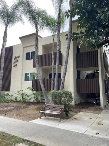 1141 Pine 9, South Pasadena, California 91030