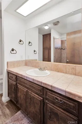 20135 Eyota Road, Apple Valley, California 92308