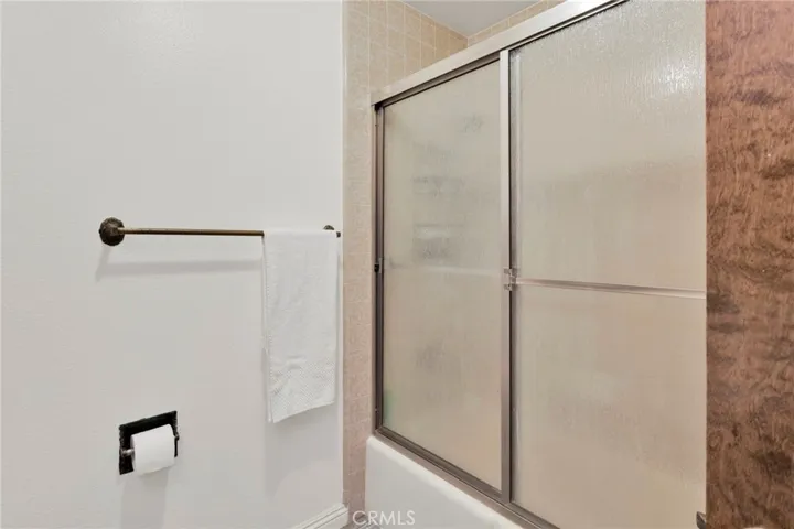 20135 Eyota Road, Apple Valley, California 92308