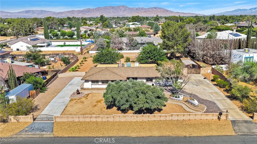 20135 Eyota Road, Apple Valley, California 92308