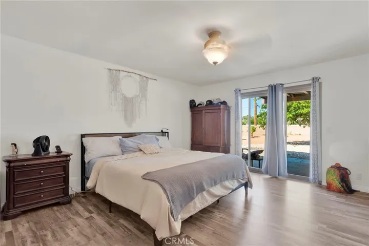 20135 Eyota Road, Apple Valley, California 92308