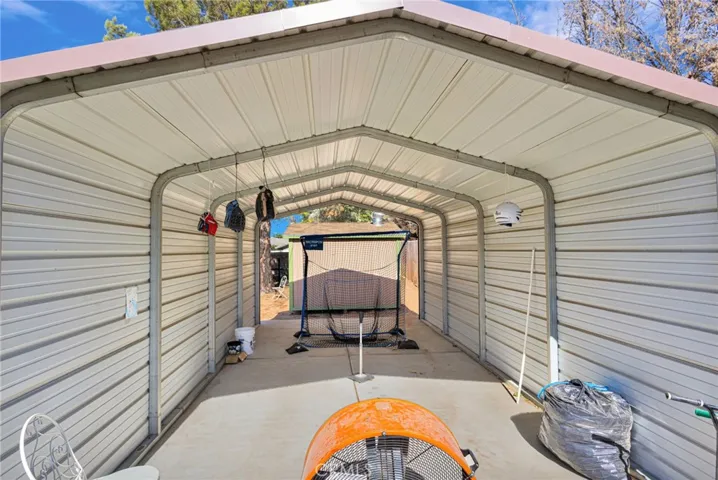20135 Eyota Road, Apple Valley, California 92308
