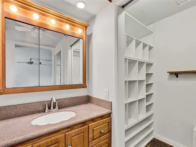 5 Bull Run, Irvine, California 92620