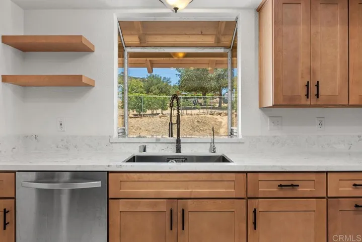 5434 Rainbow Heights Road, Fallbrook, California 92028
