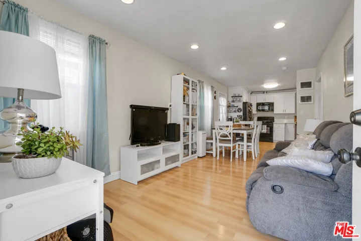 824 W Palmer Street, Compton, California 90220