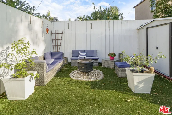 824 W Palmer Street, Compton, California 90220
