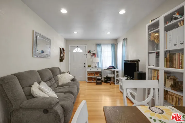 824 W Palmer Street, Compton, California 90220