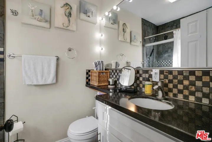 824 W Palmer Street, Compton, California 90220