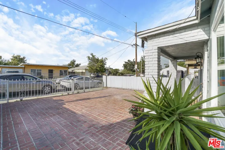 824 W Palmer Street, Compton, California 90220