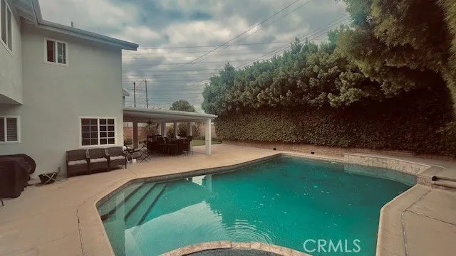 18649 Superior, Northridge, California 91324