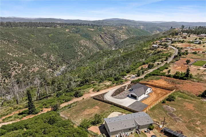 5693 Feather River Place, Paradise, California 95969