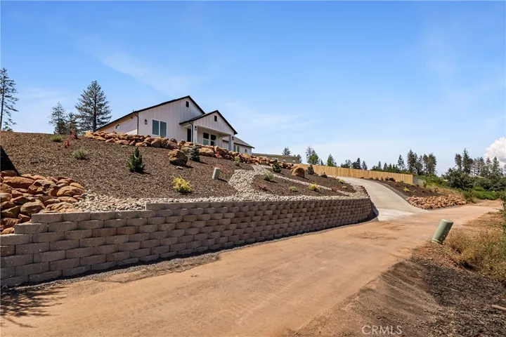 5693 Feather River Place, Paradise, California 95969