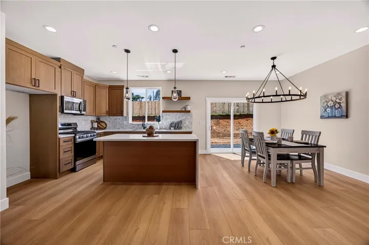5693 Feather River Place, Paradise, California 95969