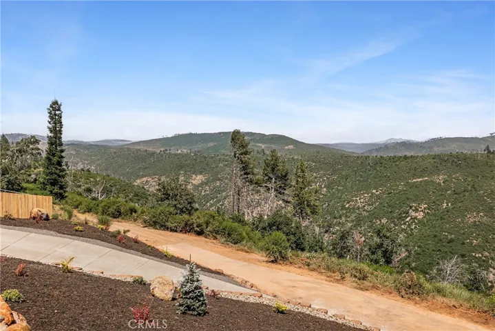 5693 Feather River Place, Paradise, California 95969