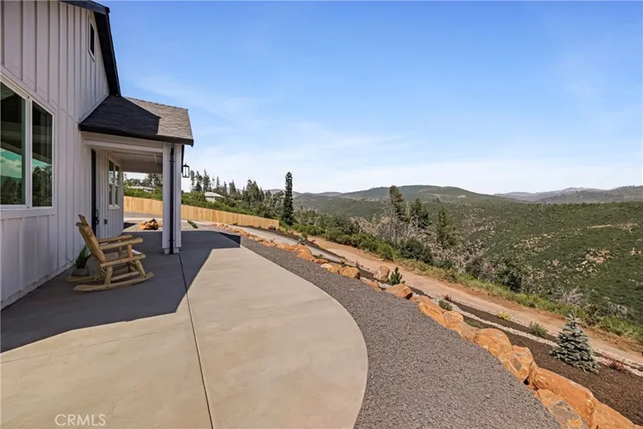 5693 Feather River Place, Paradise, California 95969