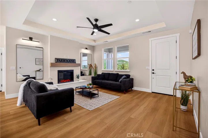 5693 Feather River Place, Paradise, California 95969