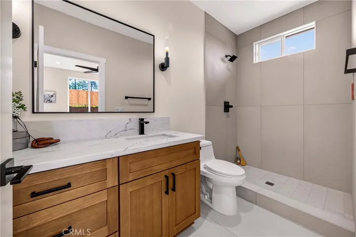 5693 Feather River Place, Paradise, California 95969