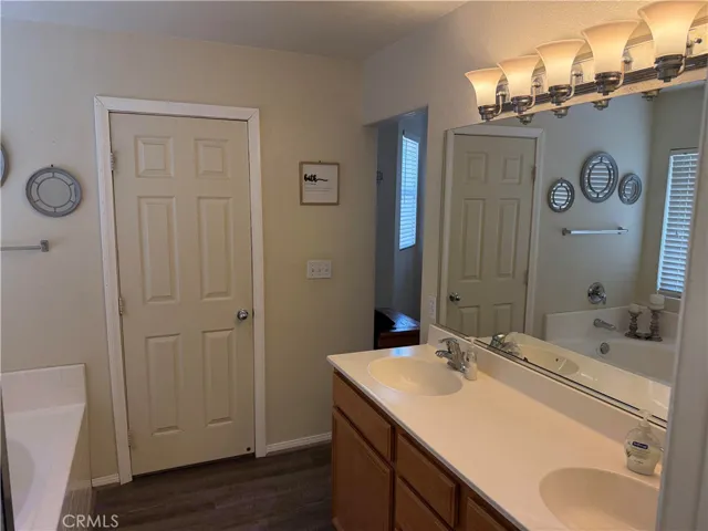 Primary Bathroom Cont.