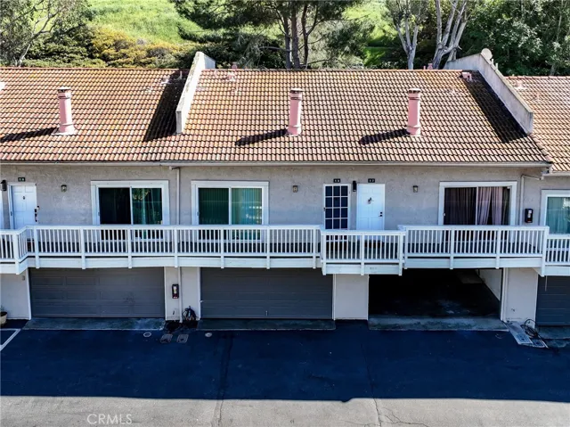 23821 Hillhurst, Laguna Niguel, California 92677