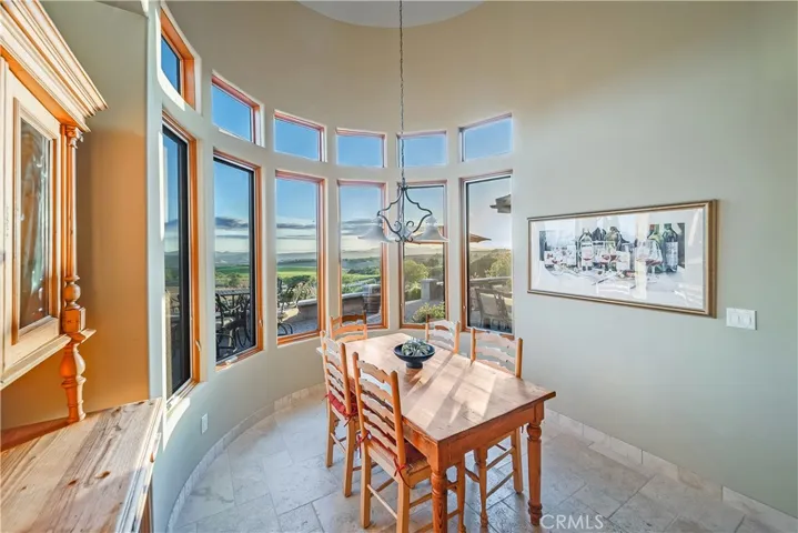 Breakfast Nook