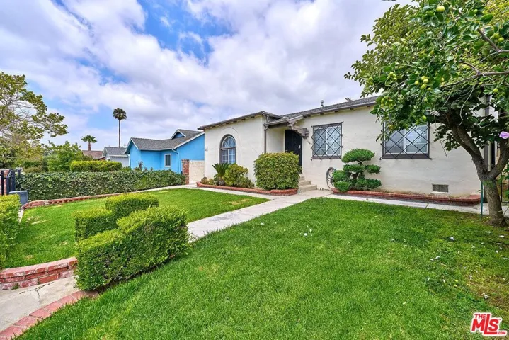 1120 S Plymouth Boulevard, Los Angeles, California 90019