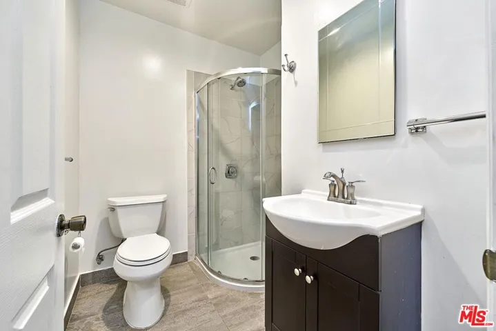 1120 S Plymouth Boulevard, Los Angeles, California 90019