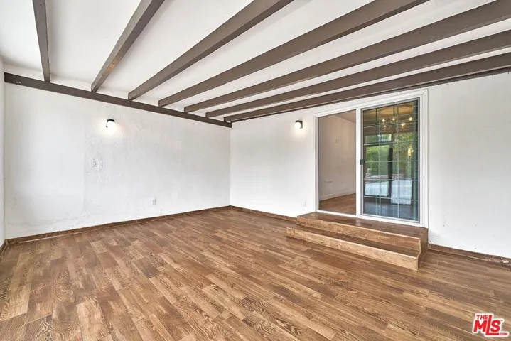 1120 S Plymouth Boulevard, Los Angeles, California 90019