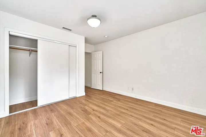 1120 S Plymouth Boulevard, Los Angeles, California 90019