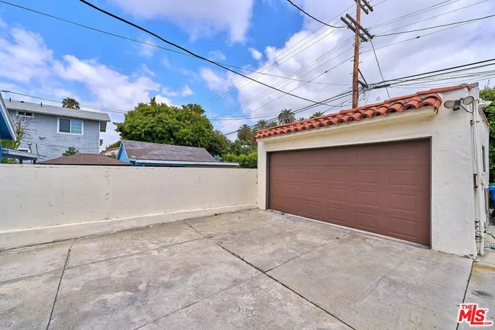 1120 S Plymouth Boulevard, Los Angeles, California 90019