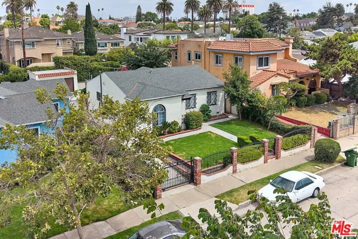 1120 S Plymouth Boulevard, Los Angeles, California 90019