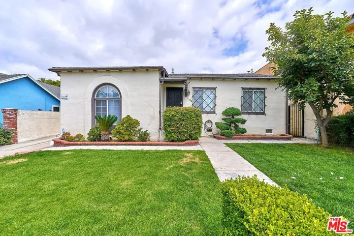 1120 S Plymouth Boulevard, Los Angeles, California 90019