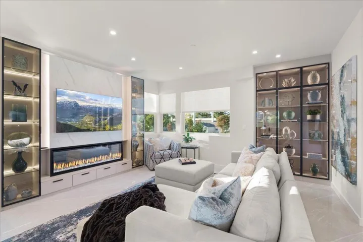 22540 Stevens Creek Boulevard, Cupertino, California 95014