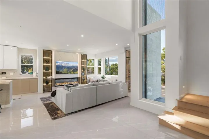 22540 Stevens Creek Boulevard, Cupertino, California 95014