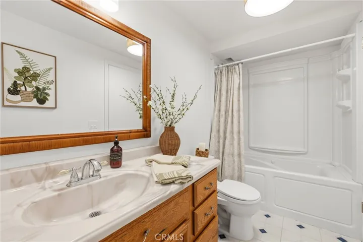 1721 Bates Court, Thousand Oaks, California 91362