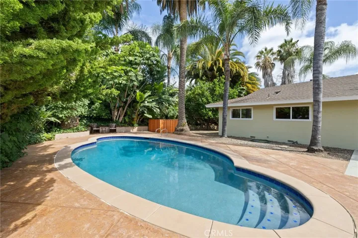 1721 Bates Court, Thousand Oaks, California 91362