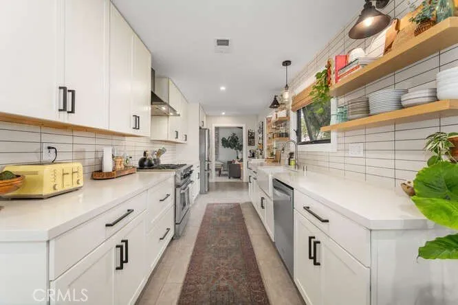 3650 Claremore Ave, Long Beach, California 90808