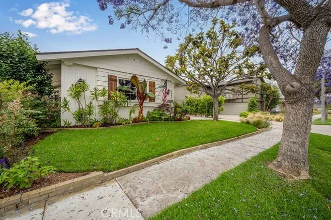 3650 Claremore Ave, Long Beach, California 90808