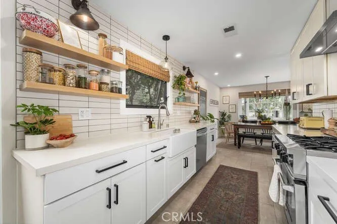 3650 Claremore Ave, Long Beach, California 90808