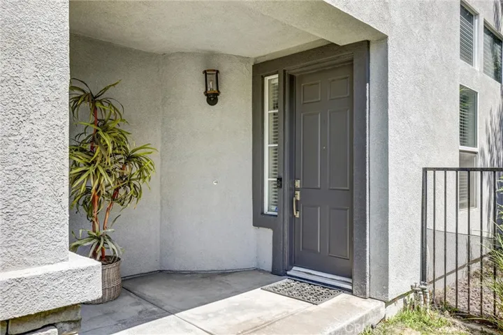 20001 Franks, Saugus, California 91350