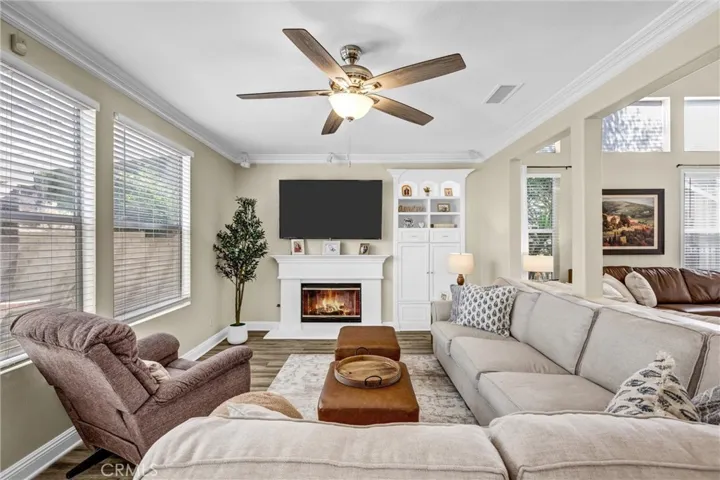 20001 Franks, Saugus, California 91350