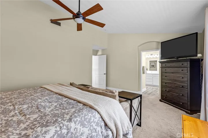 20001 Franks, Saugus, California 91350