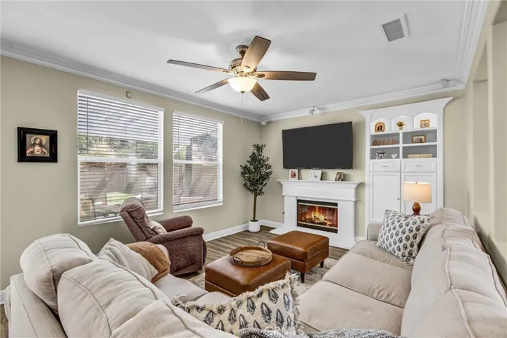 20001 Franks, Saugus, California 91350