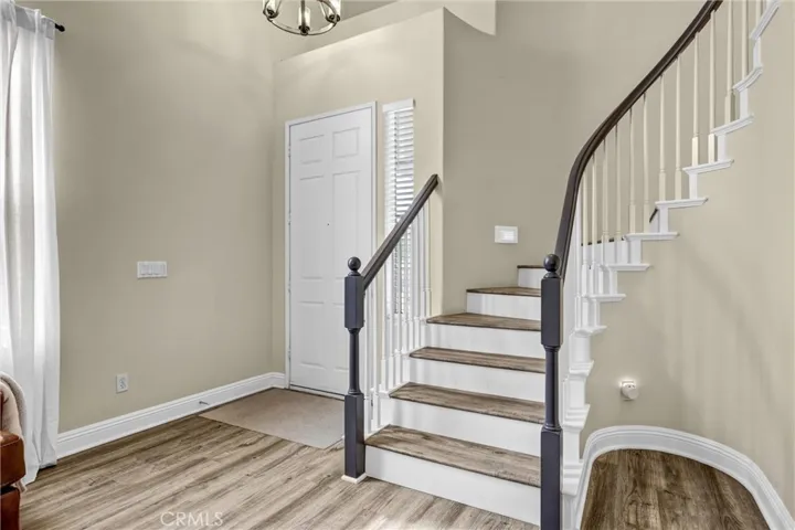20001 Franks, Saugus, California 91350