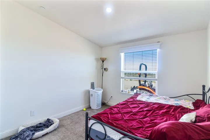 2876 Goss, Phelan, California 92371