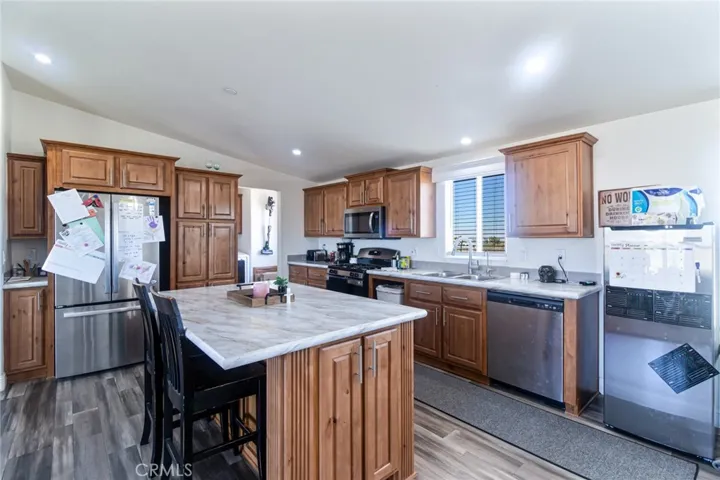 2876 Goss, Phelan, California 92371