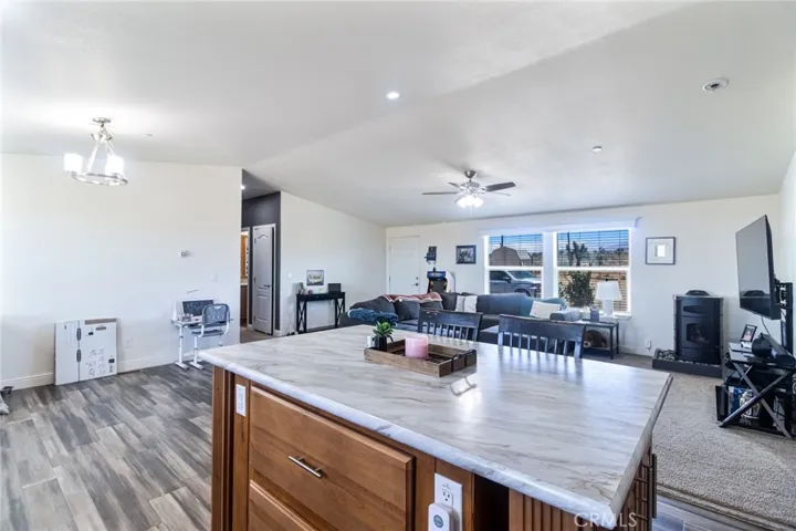 2876 Goss, Phelan, California 92371