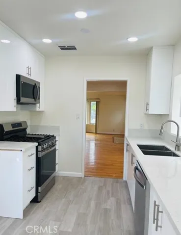 1422 Spazier Avenue, Glendale, California 91201