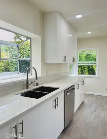 1422 Spazier Avenue, Glendale, California 91201